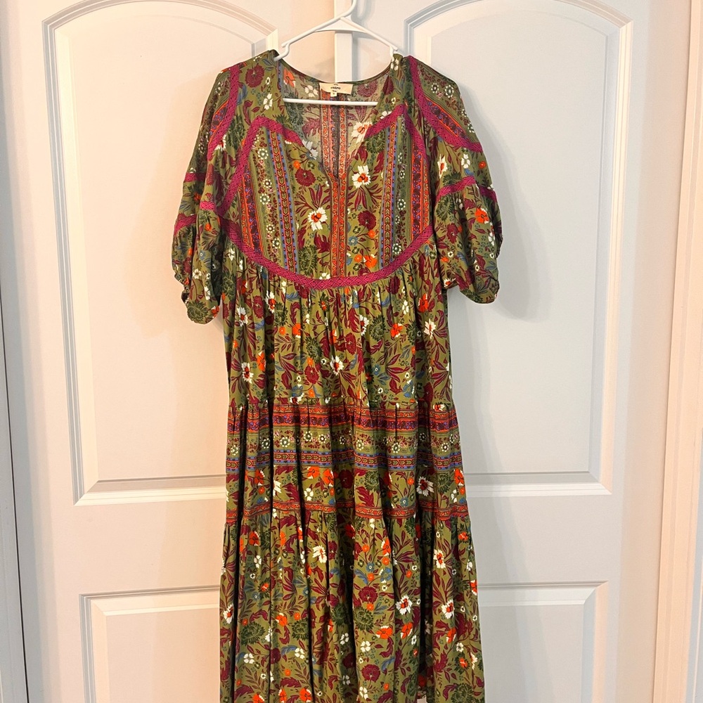 Entro Green and Pink Floral Maxi Dress